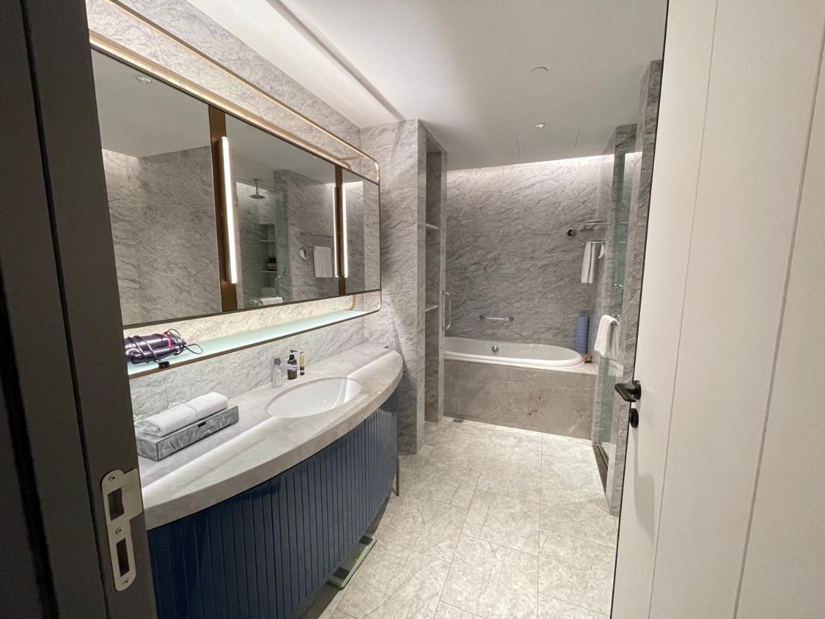 Ascott Raffles City Čchung-čching Exteriér fotografie